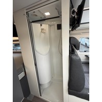 Adria Twin Supreme 640 SGX Zonnepaneel Skyroof Luifel Led Tv Foto #3