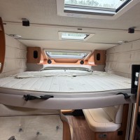 Hymer T 678 CL Automaat Enkele Bedden Hefbed Luchtvering Lithium Zonnepanelen Foto #4