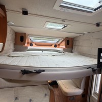Hymer T 678 CL Automaat Enkele Bedden Hefbed Luchtvering Lithium Zonnepanelen Foto #5