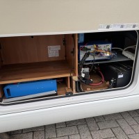 Hymer T 678 CL Automaat Enkele Bedden Hefbed Luchtvering Lithium Zonnepanelen Foto #19