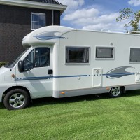Adria Coral 650 SP uit 2004 Foto #2