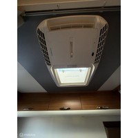 Adria MATRIX M 680SP 6 zitplekken Dakairco Zonnepaneel 131PK Foto #27