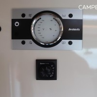 Dethleffs TREND T6757 130pk 2.3 Multijet | Dak airco | Queensbed | Zonnepaneel | Elektrisch hefbed | Luifel | Fietsendrager | Gescheiden douche | Foto #37