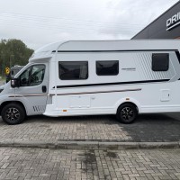 Weinsberg 650MF IC-Line Edition 9T-Automaat Fransbed Hefbed Levelsysteem Foto #28