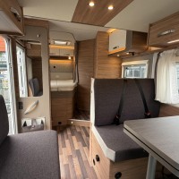 Weinsberg 650MF IC-Line Edition 9T-Automaat Fransbed Hefbed Levelsysteem Foto #32