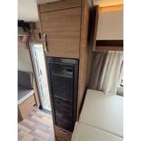 Weinsberg 650MF IC-Line Edition 9T-Automaat Fransbed Hefbed Levelsysteem Foto #39