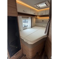 Weinsberg 650MF IC-Line Edition 9T-Automaat Fransbed Hefbed Levelsysteem Foto #41
