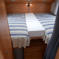 Adria Coral S 660 SL uit 2007 Foto #17
