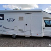 Lmc LIBERTY 688 TI AUTOMAAT/dwarsbed Foto #2