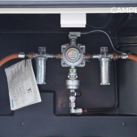 Hymer BMC-I 680 177pk Automaat | Alde verwarming | Kasten i.p.v. Hefbed | Lengtebedden | Omvormer | Dak airco | SLC Chassis | GFK Dak| Buitendouche | Zonnepanelen | Gescheiden douche | Bearlock | Foto #27