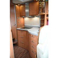 Carthago Chic E-Line 44 Wintercamper Alde Luchtvering Foto #17