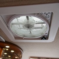 Carthago Chic E-Line 44 Wintercamper Alde Luchtvering Foto #32