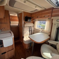 Hymer EXSIS-T 414 compact 595 cm en toch veel ruimte Foto #30