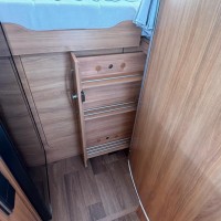 Hymer EXSIS-T 414 compact 595 cm en toch veel ruimte Foto #10