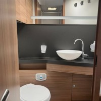 Adria Coral S 670 SC Pus Queensbed uit 2017 Foto #7