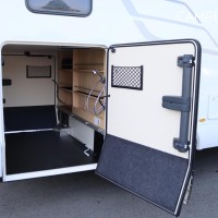 Hymer BMC-I 680 170pk Automaat | Hefbed | Gescheiden douche | Leder | Lithium | Omvormer | Zonnepanelen | SLC Chassis | Centrale vergrendeling | Adaptive Cruise | Luifel | Foto #19