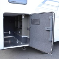 Hymer ML-T 580 190pk Automaat 4x4 | Levelsysteem | Lengtebedden | Luchtvering | Lithium | BOMVOL! | Omvormer | Dak airco | Clesana toilet | Extra sloten | Gasaansluiting buiten | LED koplampen | Dieselverwarming | Stoelverwarming | Foto #23