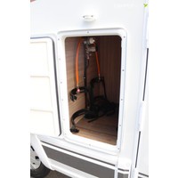 Bürstner Lyseo M 170pk Automaat | Lengtebedden | Omvormer | Dak airco | Luifel | Trekhaak | Fietsendrager | Bearlock | Zonnepaneel | Adaptive cruise | LED TV | Duo control | Foto #18