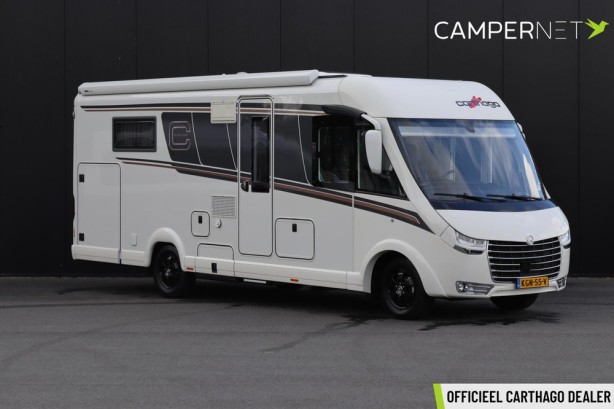 Carthago C-Tourer I 150 QB 170pk Automaat | Zo goed als nieuw | Queensbed | Gescheiden douche | Dubbele bodem | Hefbed | Luxe | LED koplampen |