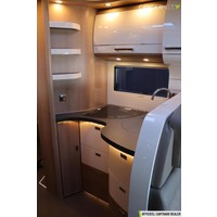 Carthago C-Tourer I 150 QB 170pk Automaat | Zo goed als nieuw | Queensbed | Gescheiden douche | Dubbele bodem | Hefbed | Luxe | LED koplampen | Foto #12