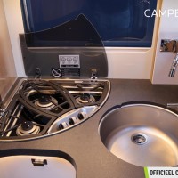 Carthago C-Tourer I 150 QB 170pk Automaat | Zo goed als nieuw | Queensbed | Gescheiden douche | Dubbele bodem | Hefbed | Luxe | LED koplampen | Foto #15