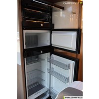 Carthago C-Tourer I 150 QB 170pk Automaat | Zo goed als nieuw | Queensbed | Gescheiden douche | Dubbele bodem | Hefbed | Luxe | LED koplampen | Foto #17