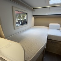Adria Compact SL Supreme 9T-Automaat 180PK Enkele Bedden Leer Luifel Foto #4
