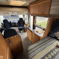 Hymer B574 – Ruime integraalcamper met vast bed én riant hefbed Foto #23