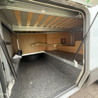 Hymer B574 – Ruime integraalcamper met vast bed én riant hefbed Foto #3