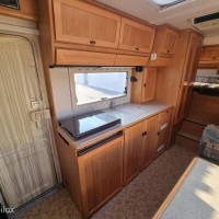 Hymer B 644 G – Dwarsbed – Dakairco – Grote Garage - hefbed Foto #21
