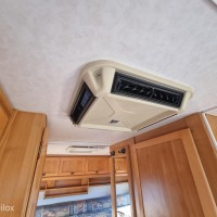 Hymer B 644 G – Dwarsbed – Dakairco – Grote Garage - hefbed Foto #7