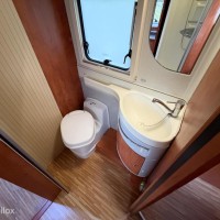 PLA HL290 Plasy Live Queensbed Hefbed Douche Airco Foto #30