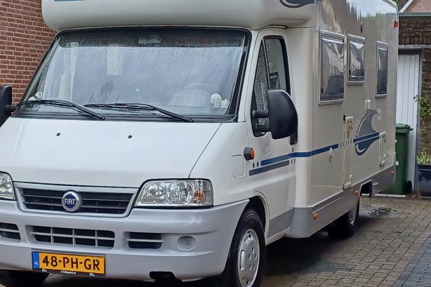 Tweedehands Adria campers camper kopen