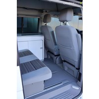 Volkswagen CALIFORNIA 140pk Automaat | Luifel | Fietsendrager | DSG Automaat | Hefdak | Bearlock | Parkeersensoren | Stoelverwarming | Pioneer multimediasysteem | Achteruitrijcamera | Foto #28
