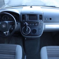 Volkswagen CALIFORNIA 140pk Automaat | Luifel | Fietsendrager | DSG Automaat | Hefdak | Bearlock | Parkeersensoren | Stoelverwarming | Pioneer multimediasysteem | Achteruitrijcamera | Foto #37