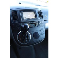 Volkswagen CALIFORNIA 140pk Automaat | Luifel | Fietsendrager | DSG Automaat | Hefdak | Bearlock | Parkeersensoren | Stoelverwarming | Pioneer multimediasysteem | Achteruitrijcamera | Foto #40