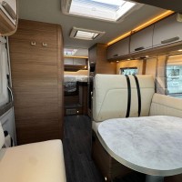 Knaus 700MEG Live I 9T-Automaat Enkele Bedden Hefbed Alde Trekhaak Foto #8