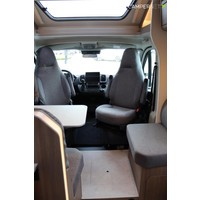 Carado T328 140pk Automaat | Lengtebedden | 5 Zitplaatsen | Pro + Pakket | Hefbed | Fiat 10'' Multimediasysteem | Nieuw model | Achteruitrijcamera | Luifel | Nieuw uit voorraad leverbaar | Foto #32