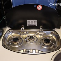 Mc louis MC4 865 140pk Automaat | Levelsysteem | 5 Zitplaatsen | Dak airco | Hefbed | Luifel | Construct slot | Zonnepaneel | Fietsendrager | Oven | LED TV | Foto #49