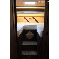 Mc louis MC4 865 140pk Automaat | Levelsysteem | 5 Zitplaatsen | Dak airco | Hefbed | Luifel | Construct slot | Zonnepaneel | Fietsendrager | Oven | LED TV | Foto #1