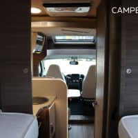 Mc louis MC4 865 140pk Automaat | Levelsysteem | 5 Zitplaatsen | Dak airco | Hefbed | Luifel | Construct slot | Zonnepaneel | Fietsendrager | Oven | LED TV | Foto #4
