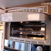 Knaus Sun Ti 700 MEG 140pk Automaat | Omvormer | Lengtebedden | Gescheiden douche | Bearlock | Maxxfan | Dubbele bodem | SOG toiletventilatie | Luifel | Zonnepaneel | Oven | Foto #50