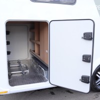Knaus Sun Ti 700 MEG 140pk Automaat | Omvormer | Lengtebedden | Gescheiden douche | Bearlock | Maxxfan | Dubbele bodem | SOG toiletventilatie | Luifel | Zonnepaneel | Oven | Foto #21