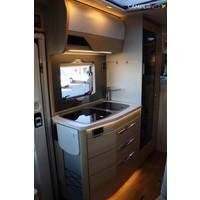 Hymer BMC-I 580 170pk Automaat | Lengtebedden | Lithium | Omvormer | Hefbed | Wifi router | Fietsendrager | Zonnepanelen | SLC Chassis | SOG toiletventilatie | Luifel | 6.99M | Foto #16