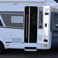 Carado T449T Edition26 165pk Automaat | Queensbed | Maxi Chassis | Luifel | Bi-Xenon | Gescheiden douche | Nieuw uit voorraad leverbaar | Grote koelkast | Lichtmetalen velgen | Foto #4