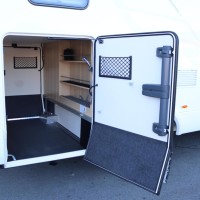 Hymer BMC-I 580 170pk Automaat | Lengtebedden | Lithium | Omvormer | Hefbed | Wifi router | Fietsendrager | Zonnepanelen | SLC Chassis | SOG toiletventilatie | Luifel | 6.99M | Foto #36