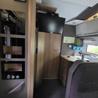 Adria campers Coral 670 SL Plus uit 2018 Foto #8