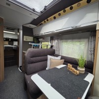Adria campers Coral 670 SL Plus uit 2018 Foto #9