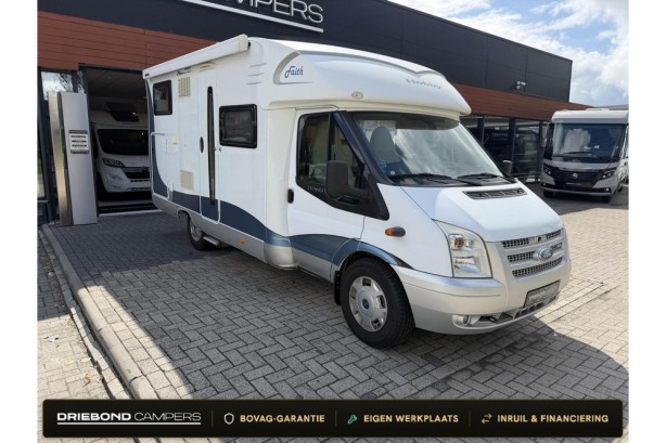 Hobby T 600 GFS Dwarsbed Zonnepaneel Unieke Staat 24501KM!!!