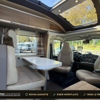 Adria Coral S 670SC Queensbed Luifel Luchtvering Vlakke Vloer Foto #5